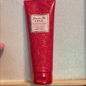Bath & Body Works You're the One Body Cream - Vibrant Red